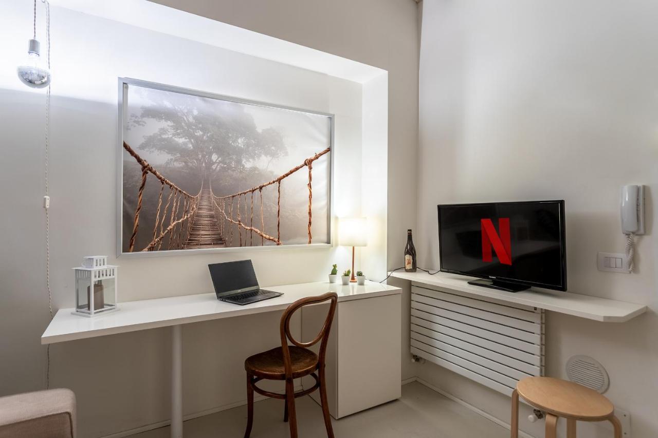 ミラノDesign Loft Walking Distance Brera-Duomo With Wifi+Netflixアパートメント エクステリア 写真